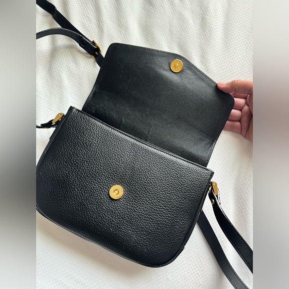 🙏Burberry Leather Sling Bag - Picture 6 of 16